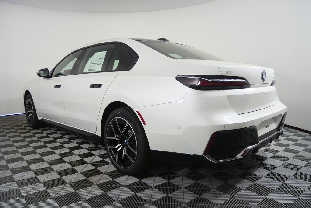 New 2026 BMW i7 eDrive50 w/ M Sport Package image 5