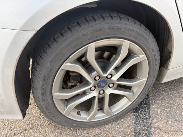 Used 2019 Ford Fusion Titanium image 15