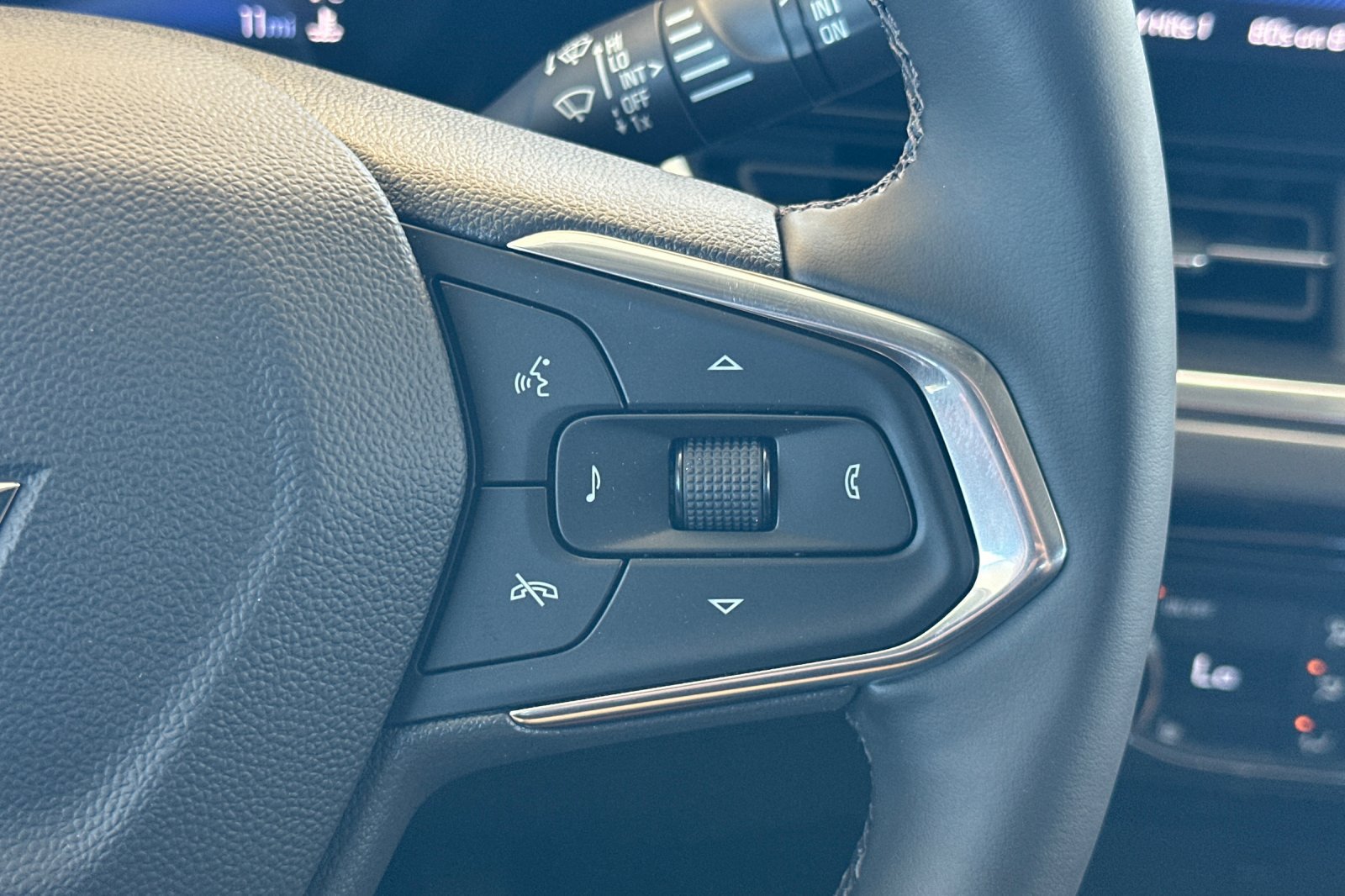 New 2026 Chevrolet Trax ACTIV w/ Driver Confidence Package FWD image 27