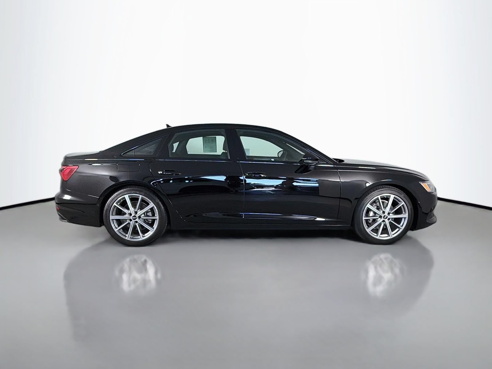 Certified 2025 Audi A6 Premium Plus w/ Premium Plus Package AWD/4WD image 8