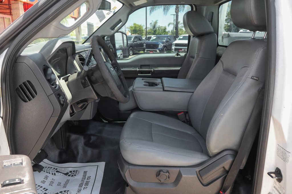 Used 2016 Ford F550 Luxury RWD image 15