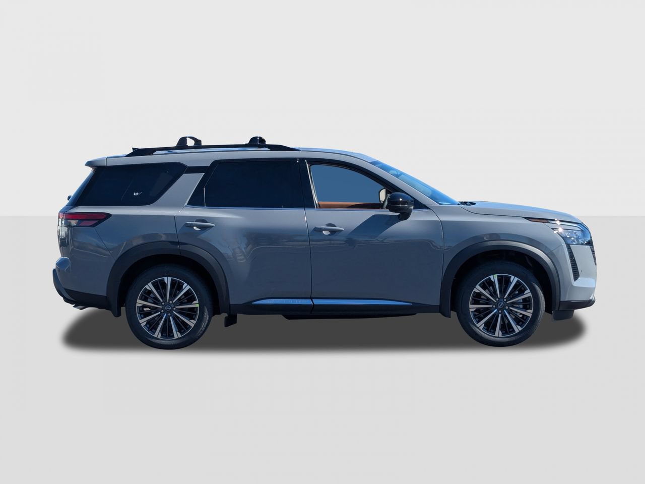 New 2026 Nissan Pathfinder Platinum w/ Cargo Package FWD image 6