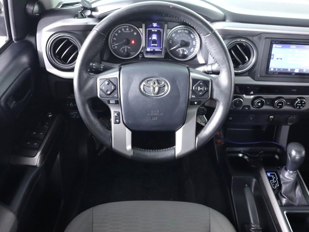 Used 2016 Toyota Tacoma SR5 w/ SR5 Appearance Package (SN) image 29