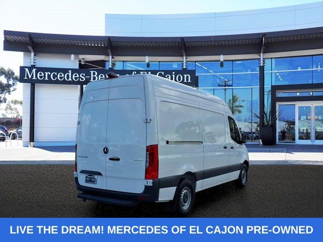 Used 2025 Mercedes-Benz Sprinter 2500 image 3