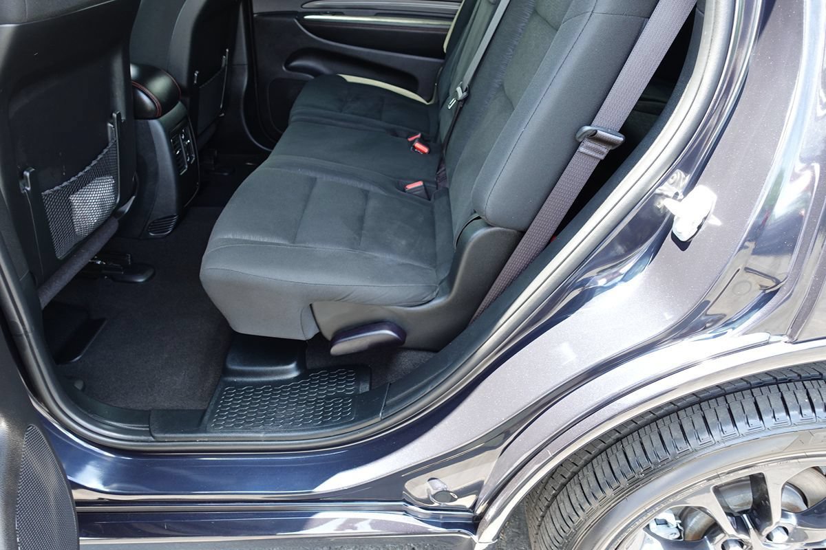 Used 2025 Dodge Durango GT w/ Blacktop Package AWD/4WD image 24