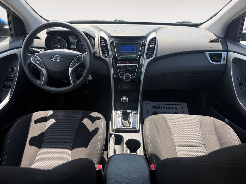 Used 2017 Hyundai Elantra GT FWD image 10