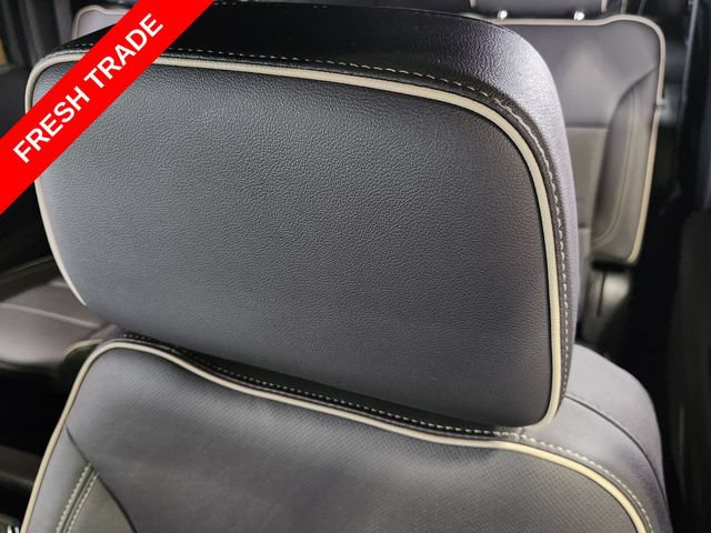 Used 2025 GMC Yukon XL Elevation w/ Technology Package RWD image 24