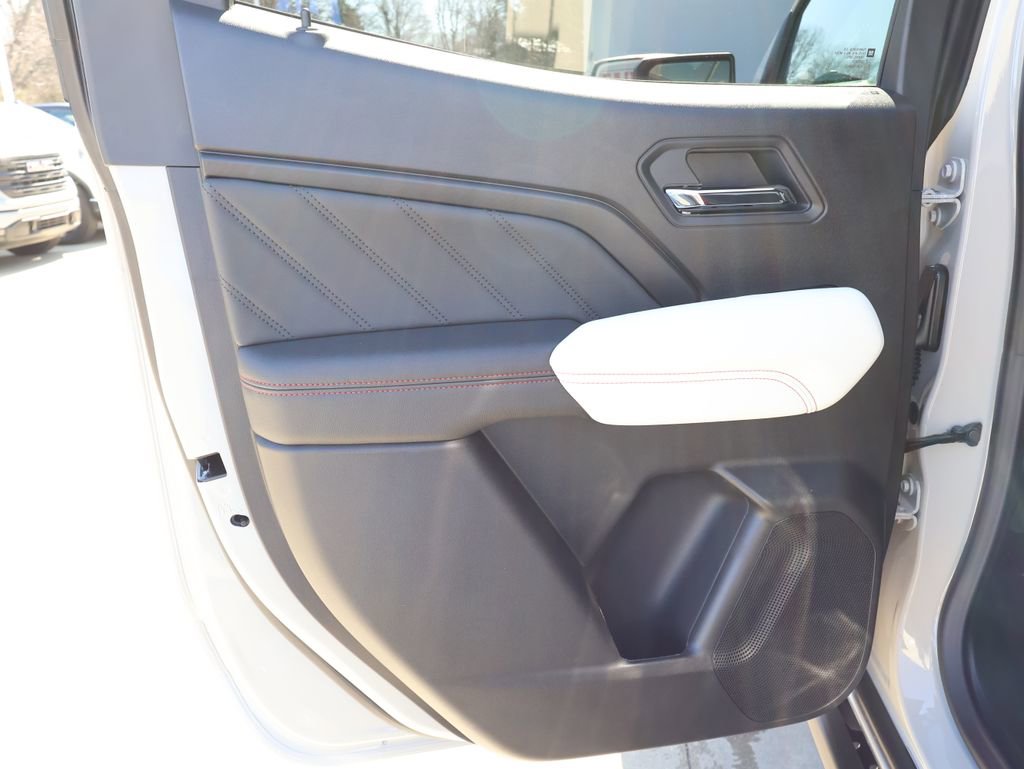 New 2026 GMC Canyon AT4X w/ AT4X AEV Edition AWD/4WD image 25