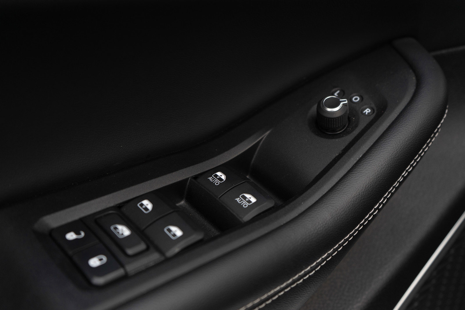 Used 2022 Jeep Grand Cherokee Limited image 20