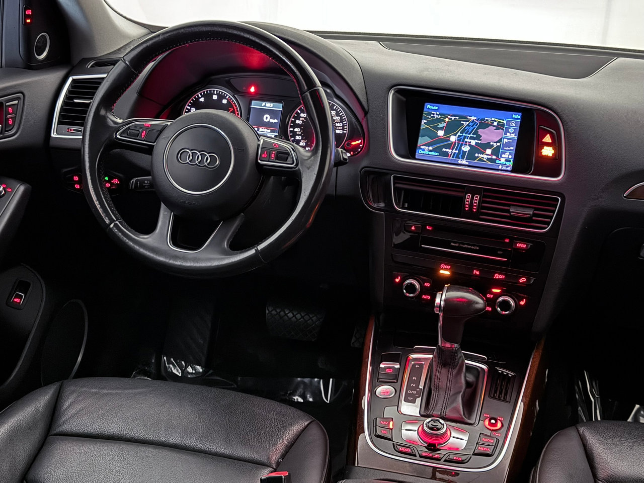 Used 2015 Audi Q5 3.0T Premium Plus w/ Technology Package image 30