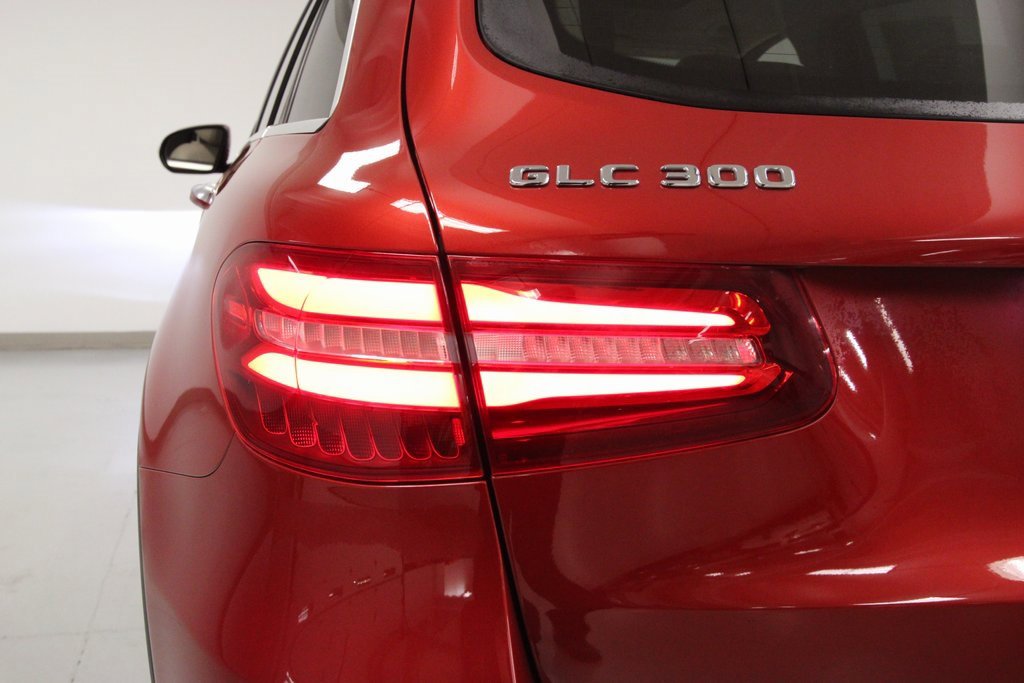 Used 2017 Mercedes-Benz GLC 300 4MATIC image 11