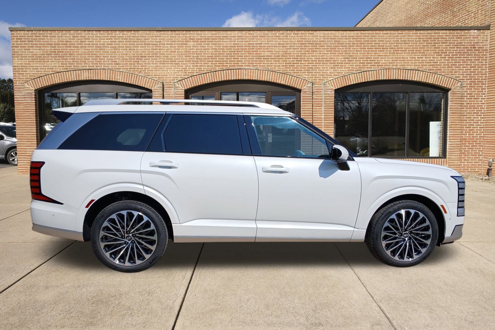 New 2026 Hyundai Palisade Calligraphy image 2