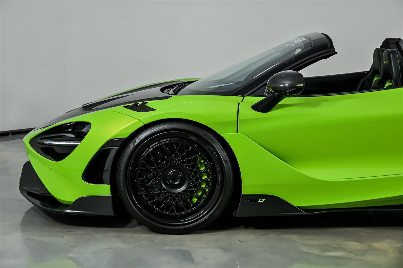 Used 2022 McLaren 765LT image 9