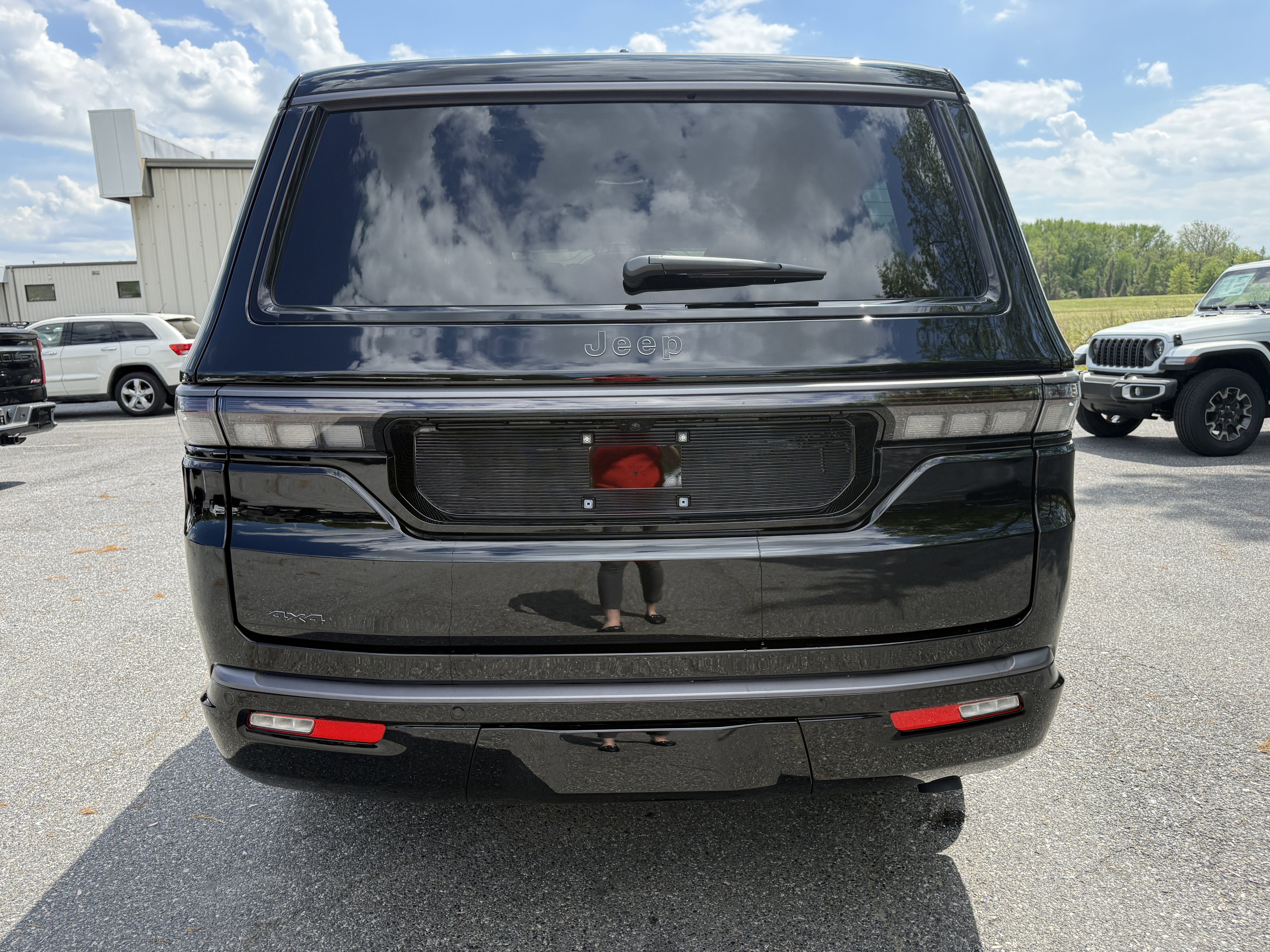 New 2026 Jeep Grand Wagoneer Limited AWD/4WD image 6