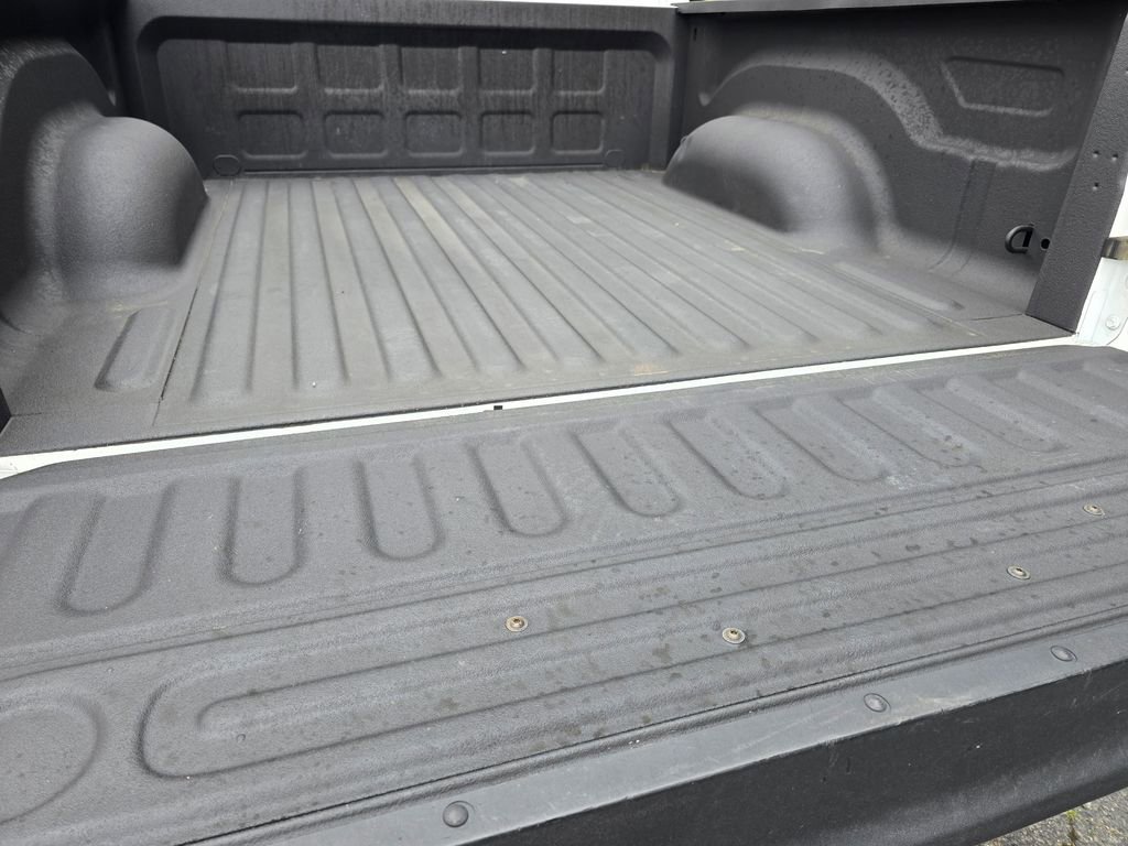 Used 2015 RAM 1500 Limited AWD/4WD image 16