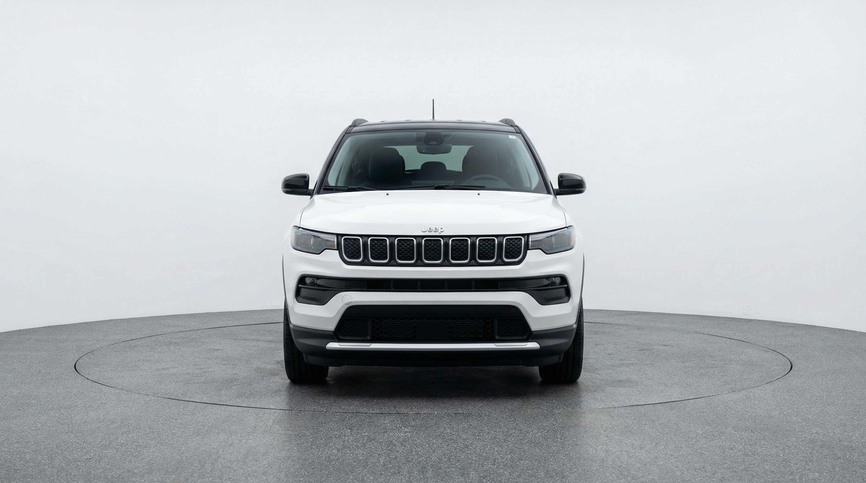 Used 2025 Jeep Compass Limited AWD/4WD image 2