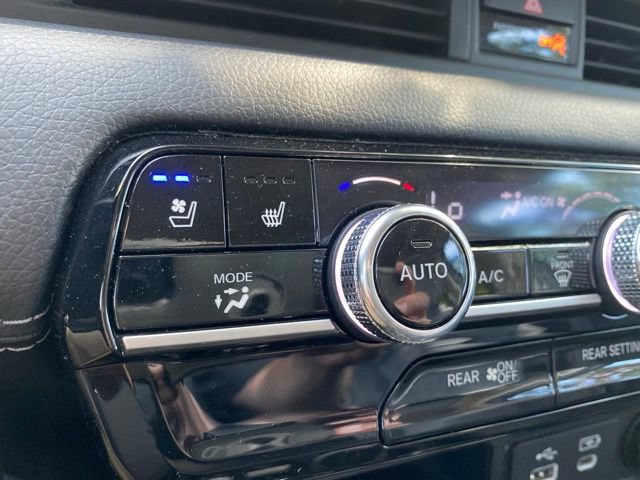 Used 2023 Honda Pilot Elite image 6