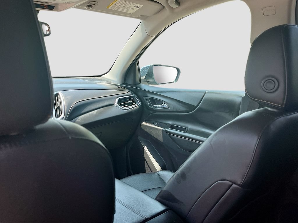 Used 2021 Chevrolet Equinox Premier AWD/4WD image 24