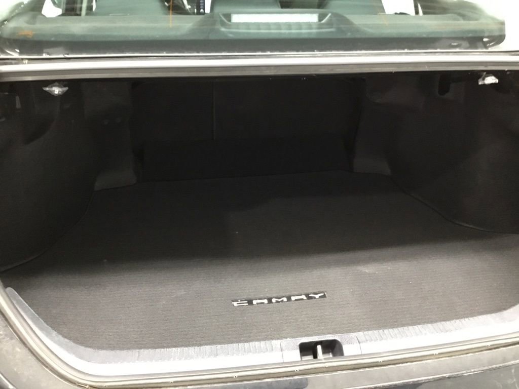 Used 2024 Toyota Camry LE image 13