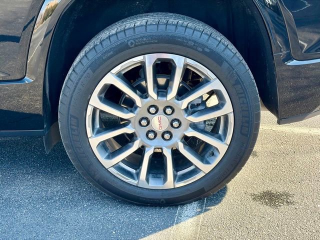 Used 2023 GMC Acadia Denali w/ Denali Ultimate Package image 30