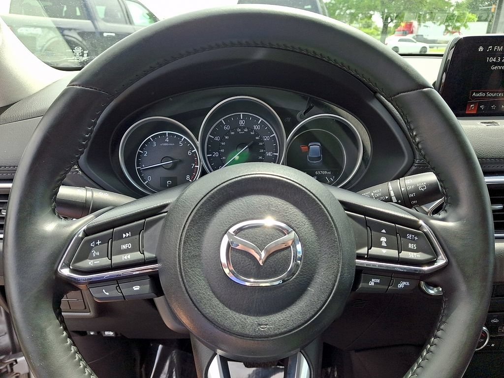 Used 2018 MAZDA CX-5 Touring w/ Preferred Equipment Package FWD image 19
