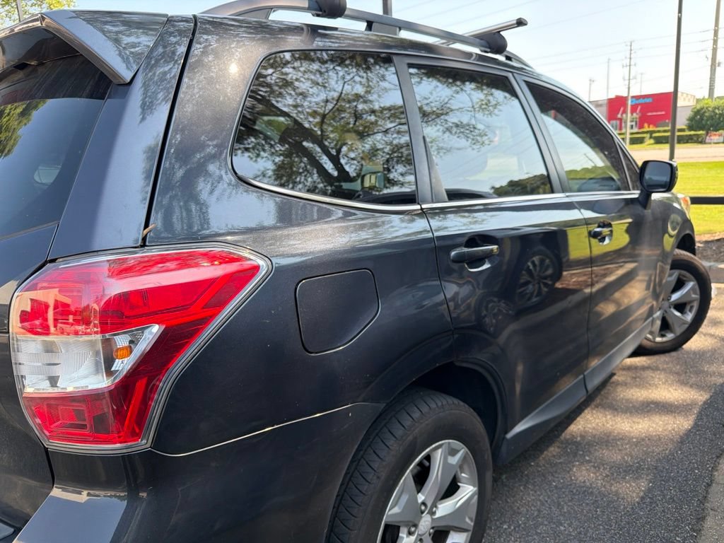 Used 2016 Subaru Forester 2.5i Limited AWD/4WD image 6