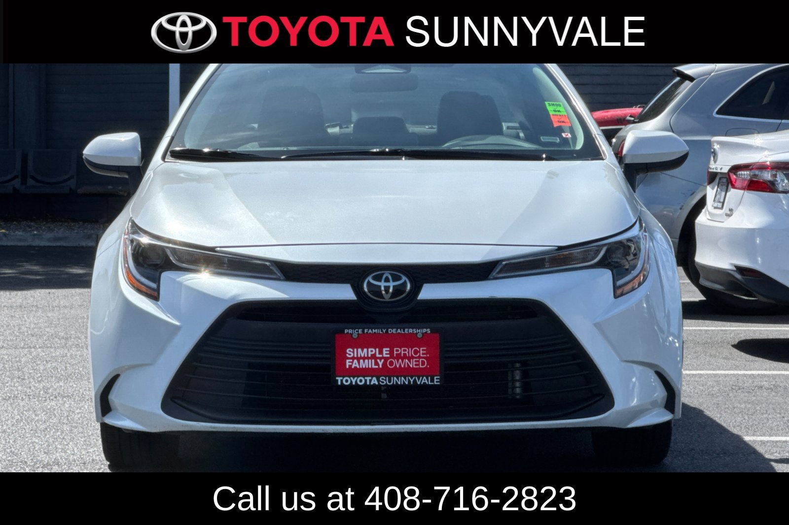 Used 2025 Toyota Corolla LE FWD image 9