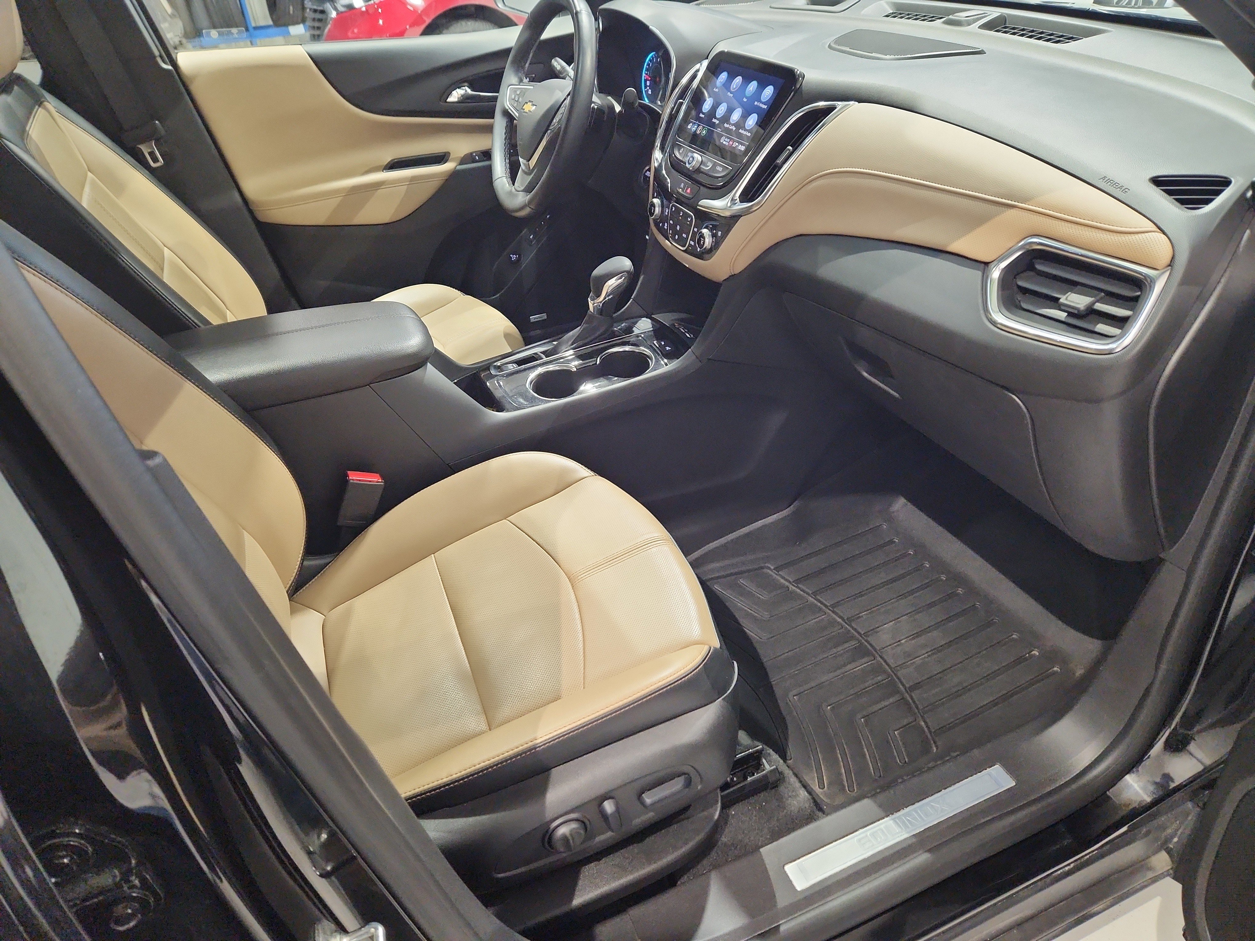 Certified 2024 Chevrolet Equinox Premier image 18