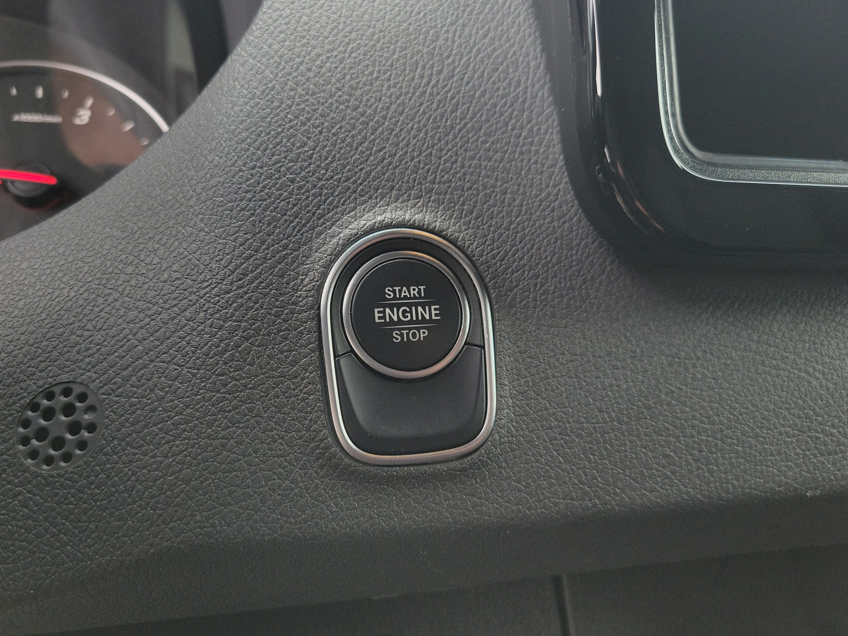 Used 2025 Mercedes-Benz Sprinter 2500 image 16