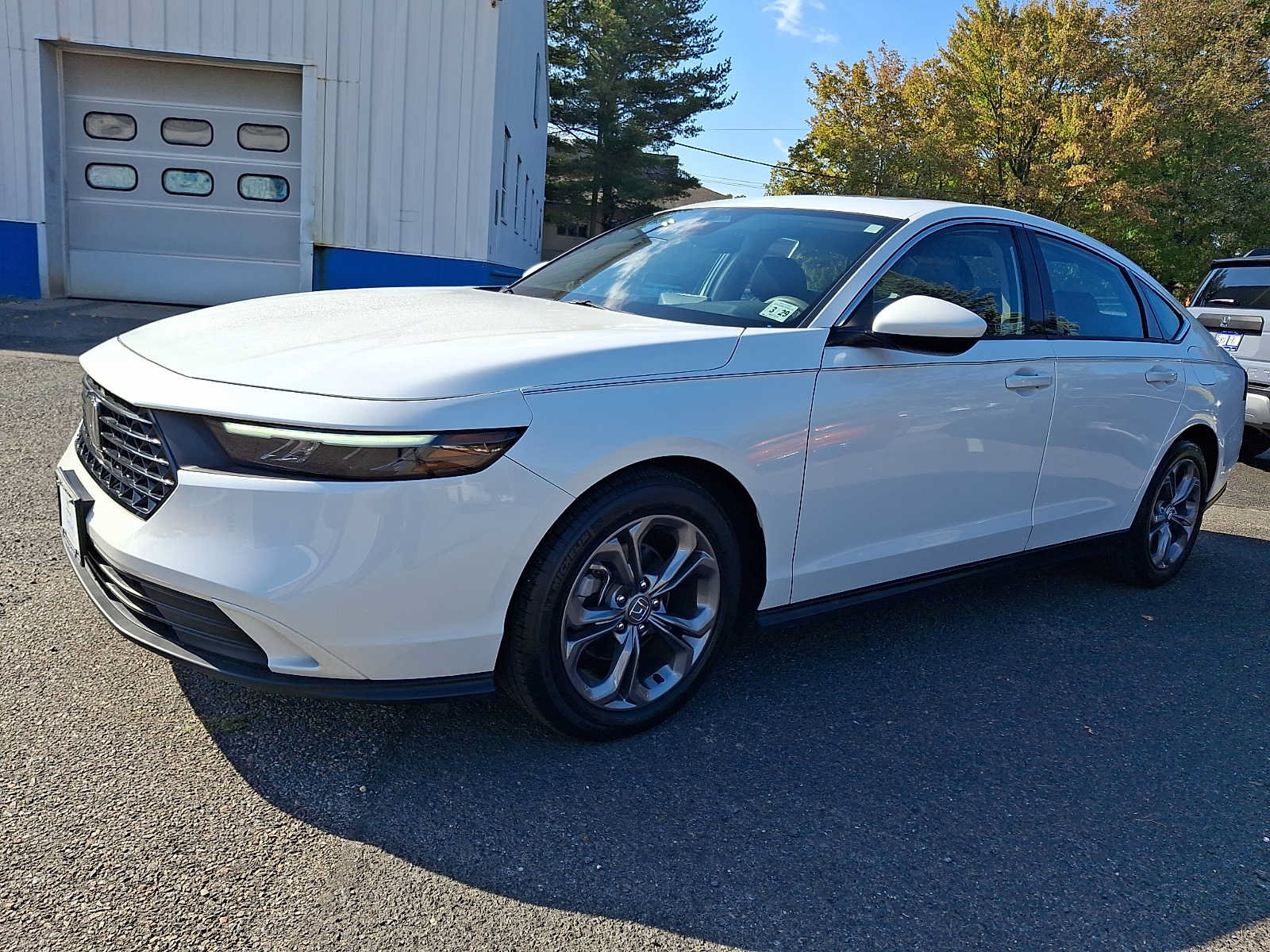 Certified 2024 Honda Accord EX image 3