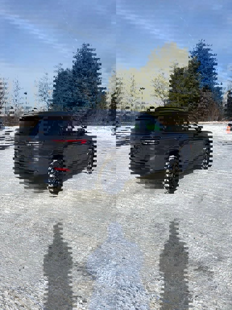 New 2025 Jeep Grand Cherokee L Limited image 5