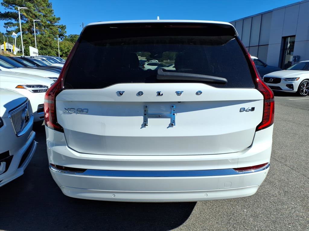 New 2026 Volvo XC90 B6 Plus w/ Protection Package AWD/4WD image 4