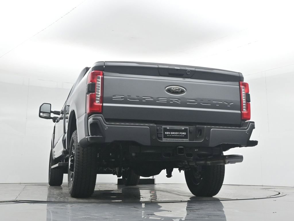 New 2026 Ford F250 Lariat w/ Black Appearance Package image 51