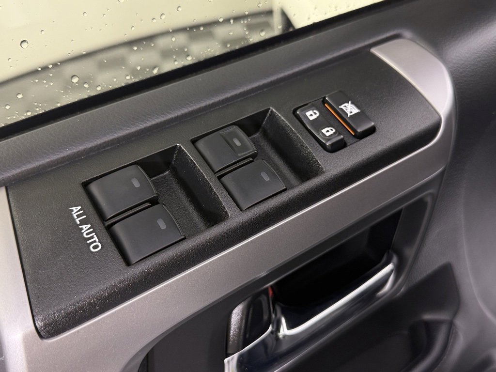 Used 2020 Toyota 4Runner SR5 Premium w/ Moonroof Package image 17