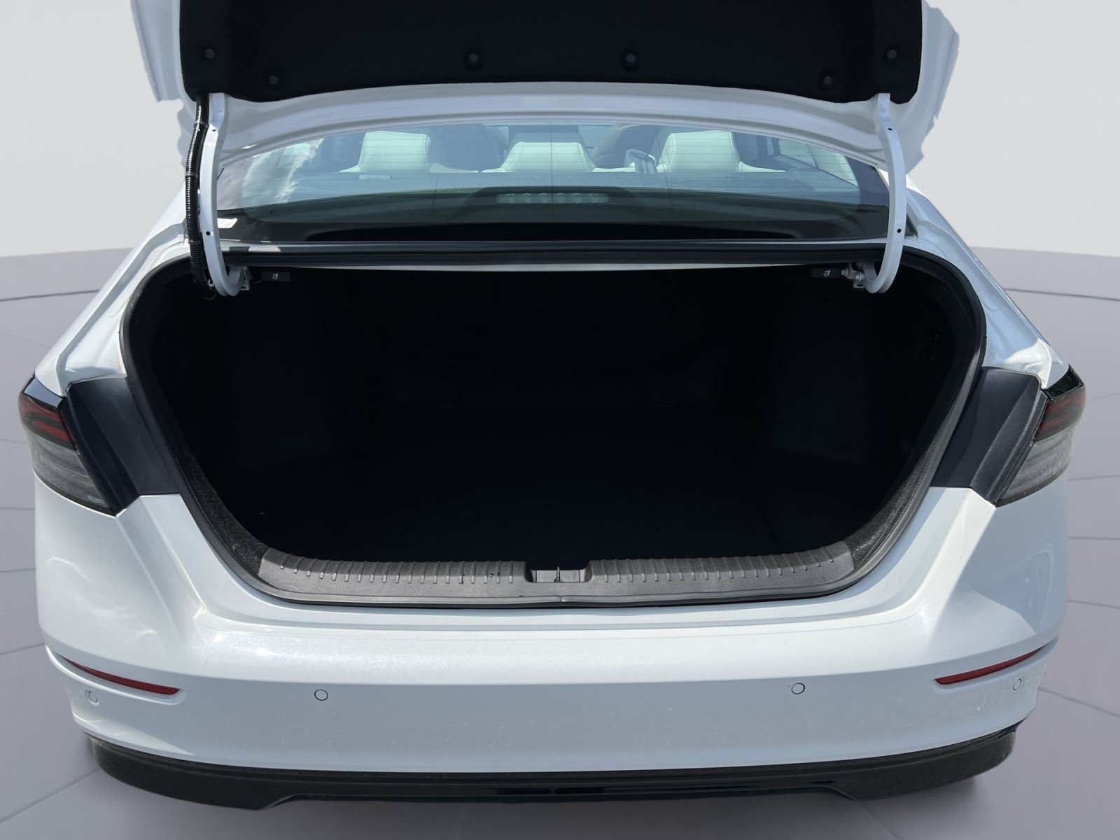 Used 2023 Honda Accord Touring image 25