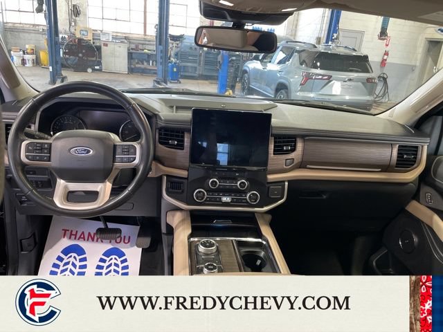 Used 2024 Ford Expedition Limited AWD/4WD image 15