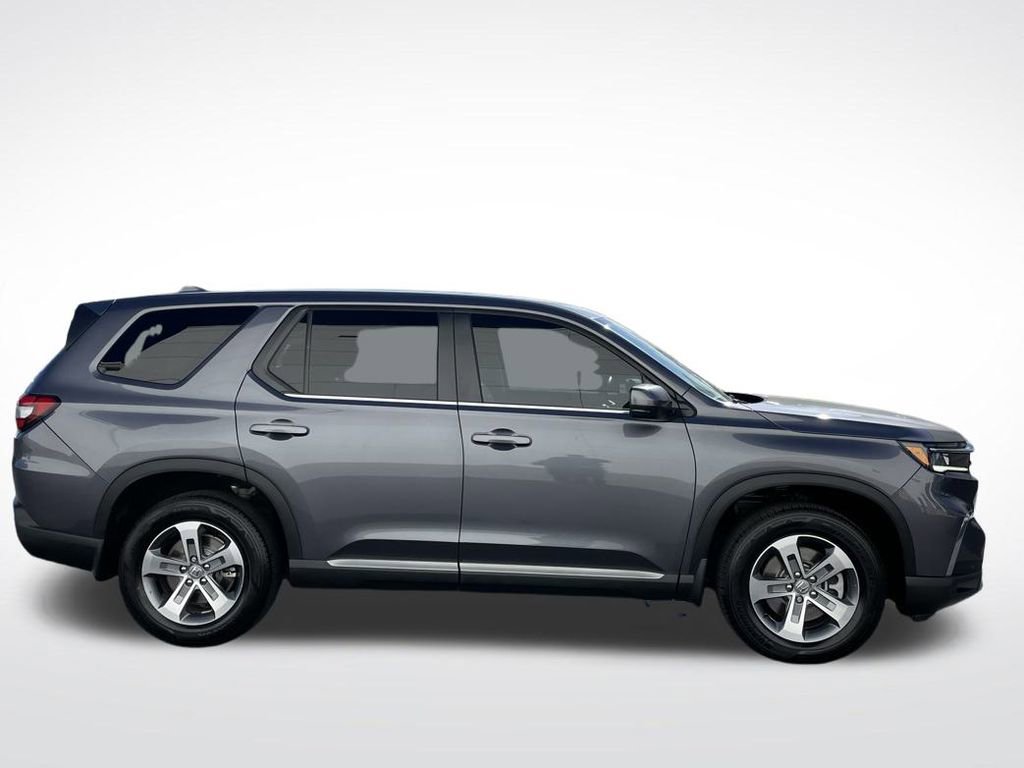 Certified 2025 Honda Pilot EX-L image 7