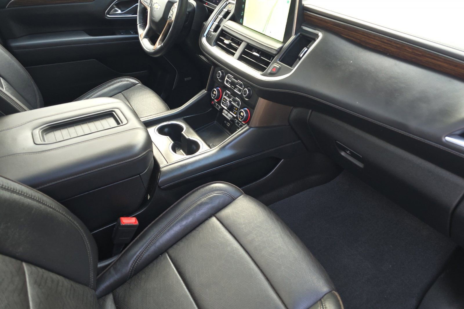 Used 2023 Chevrolet Suburban High Country w/ Advanced Technology Package AWD/4WD image 18