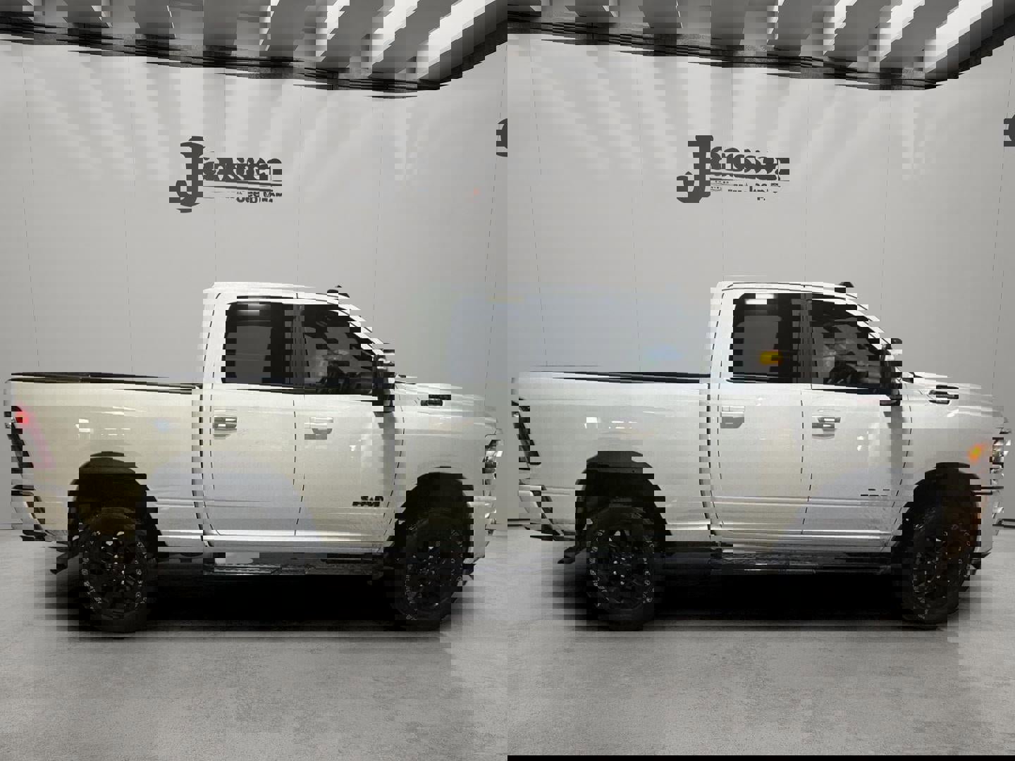 Used 2024 RAM 2500 Big Horn w/ Night Edition image 6