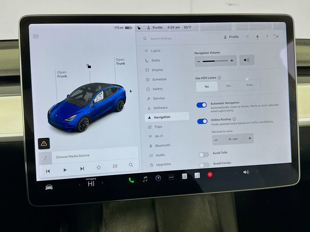 Used 2021 Tesla Model Y Long Range image 41