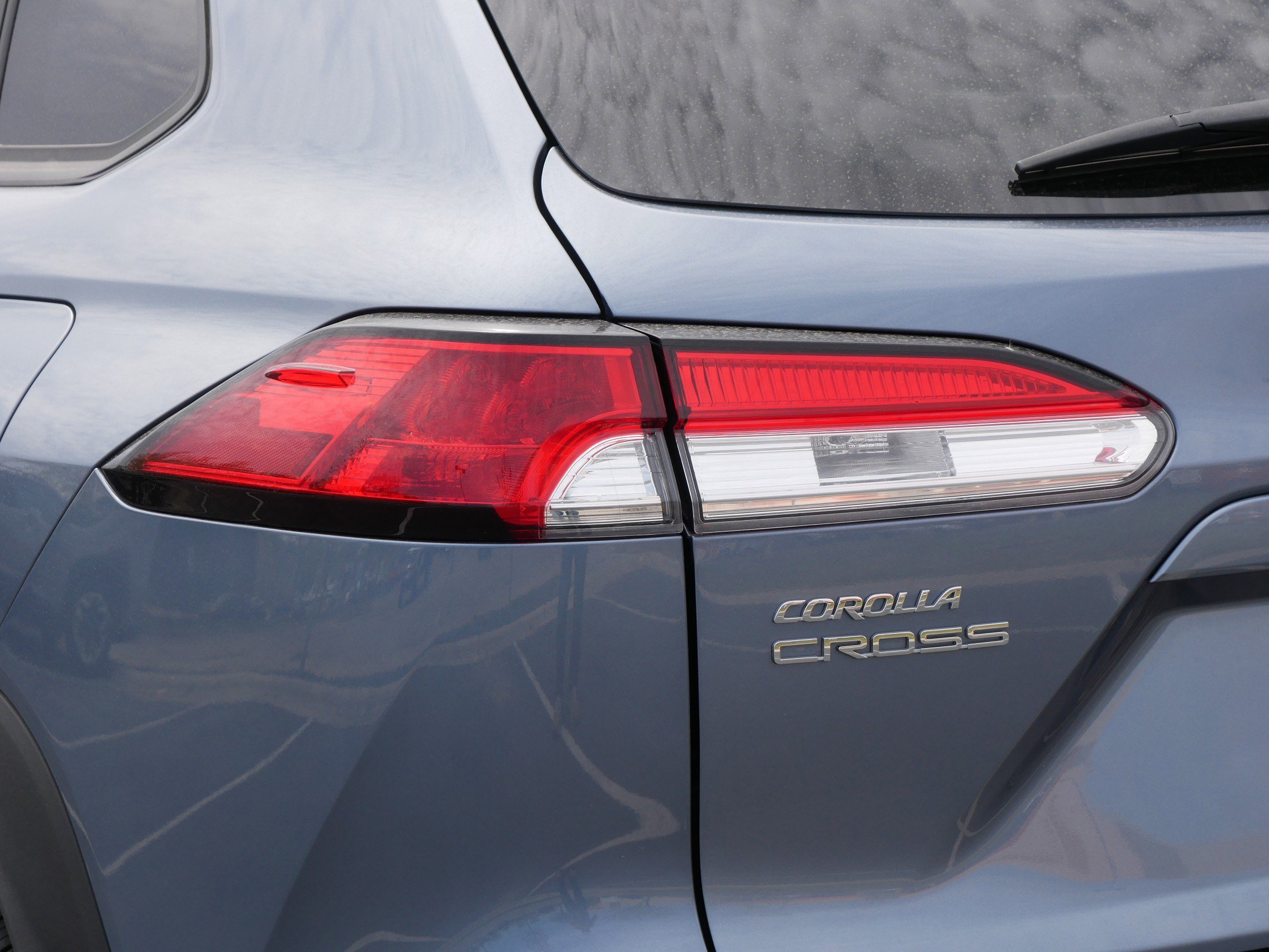 Used 2024 Toyota Corolla Cross LE AWD/4WD image 17