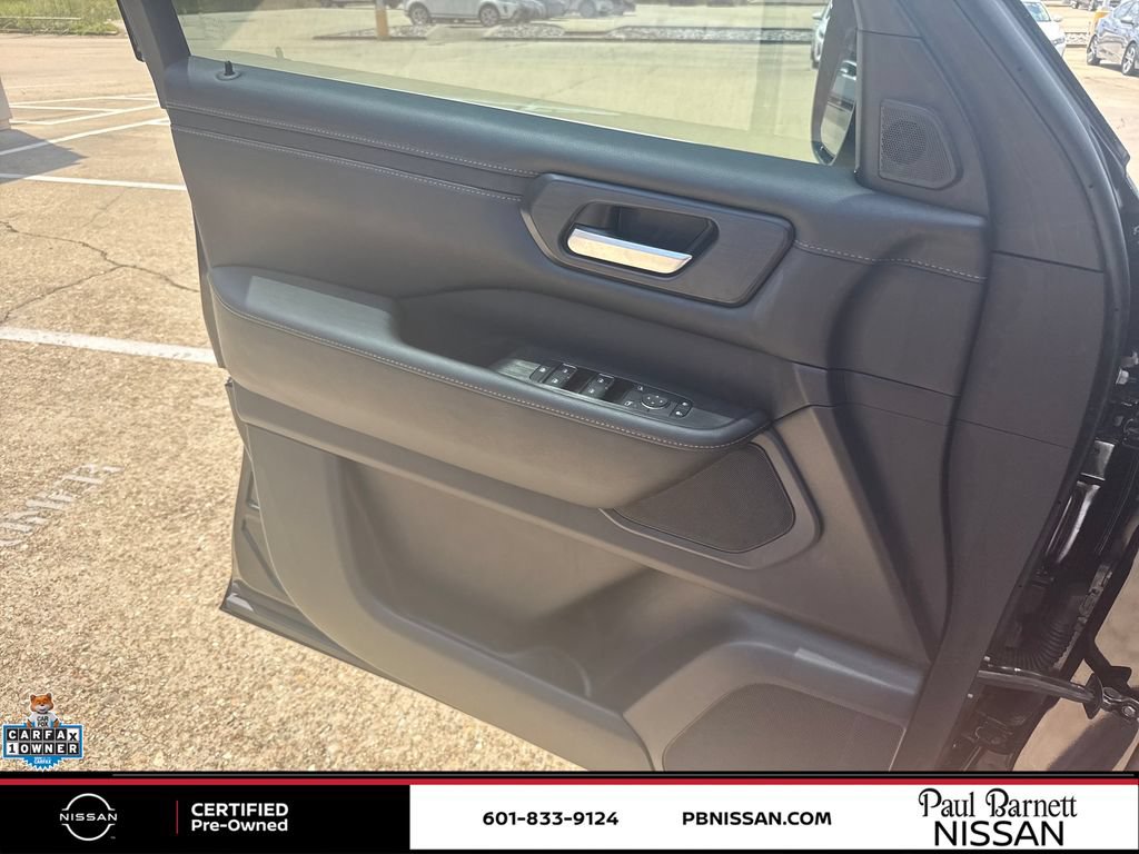 Certified 2025 Nissan Armada SV RWD image 18