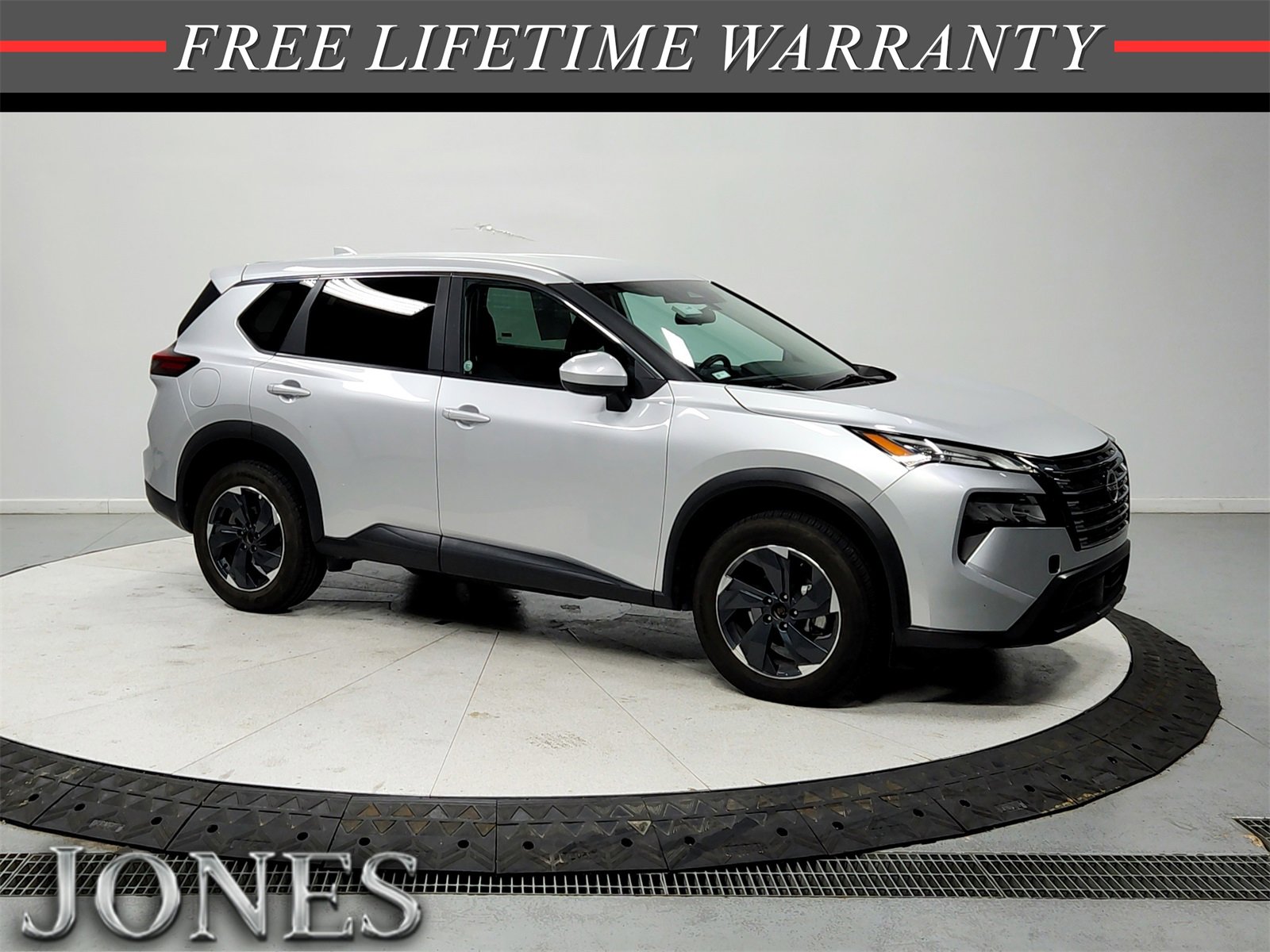 Used 2024 Nissan Rogue SV