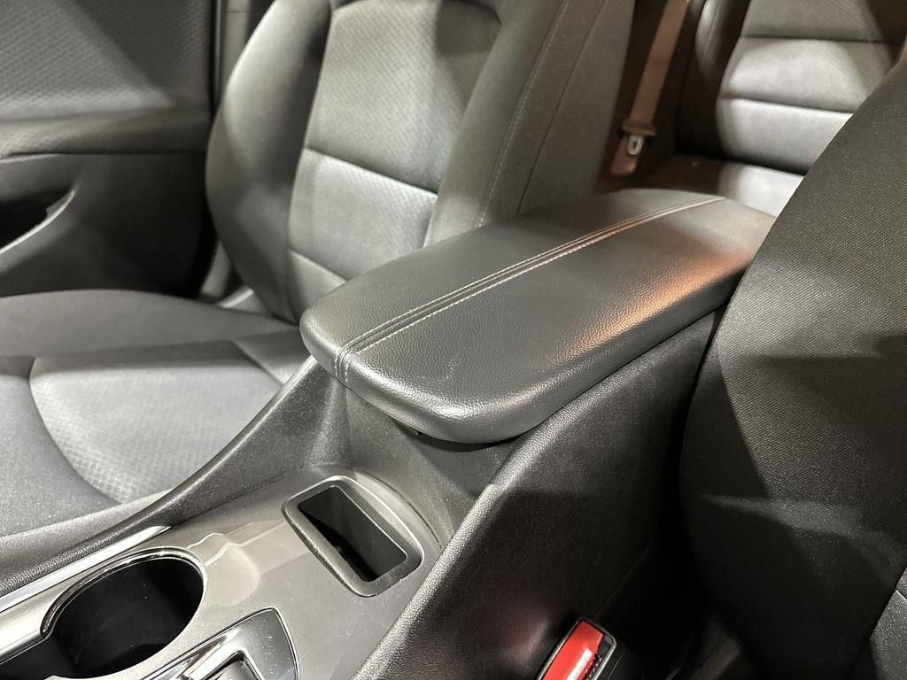 Used 2024 Chevrolet Malibu LT image 22