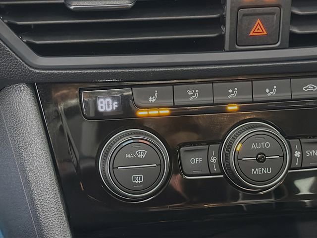 Used 2023 Volkswagen Jetta SE image 21