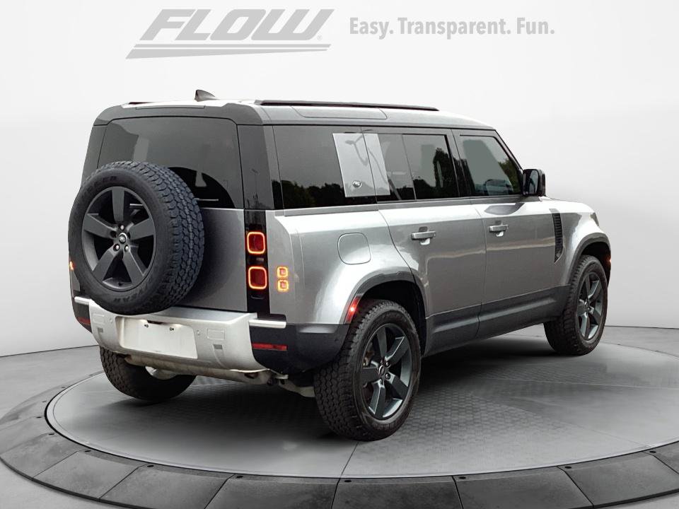 Used 2023 Land Rover Defender 110 S AWD/4WD image 9