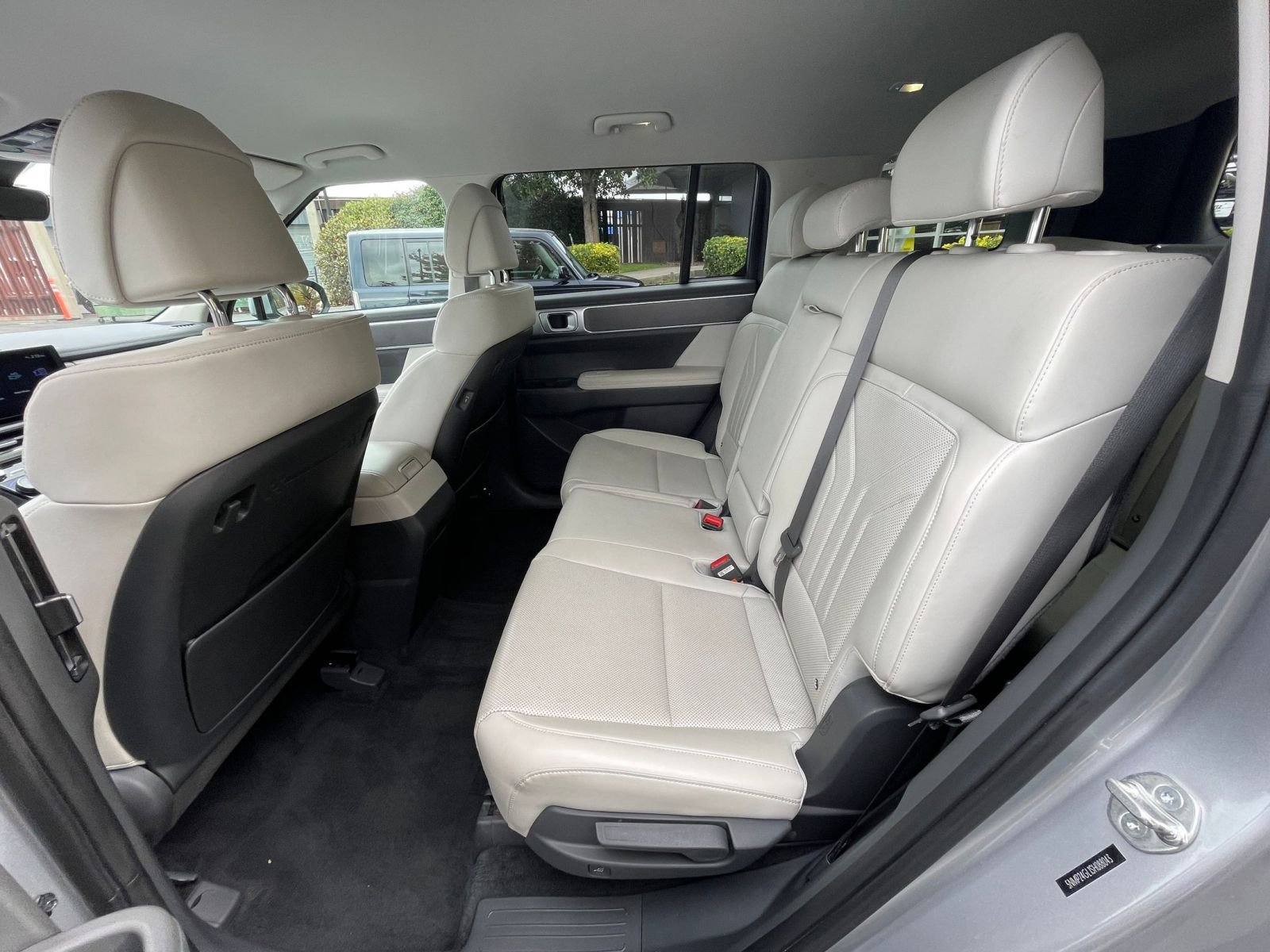 Used 2025 Hyundai Santa Fe SEL image 30