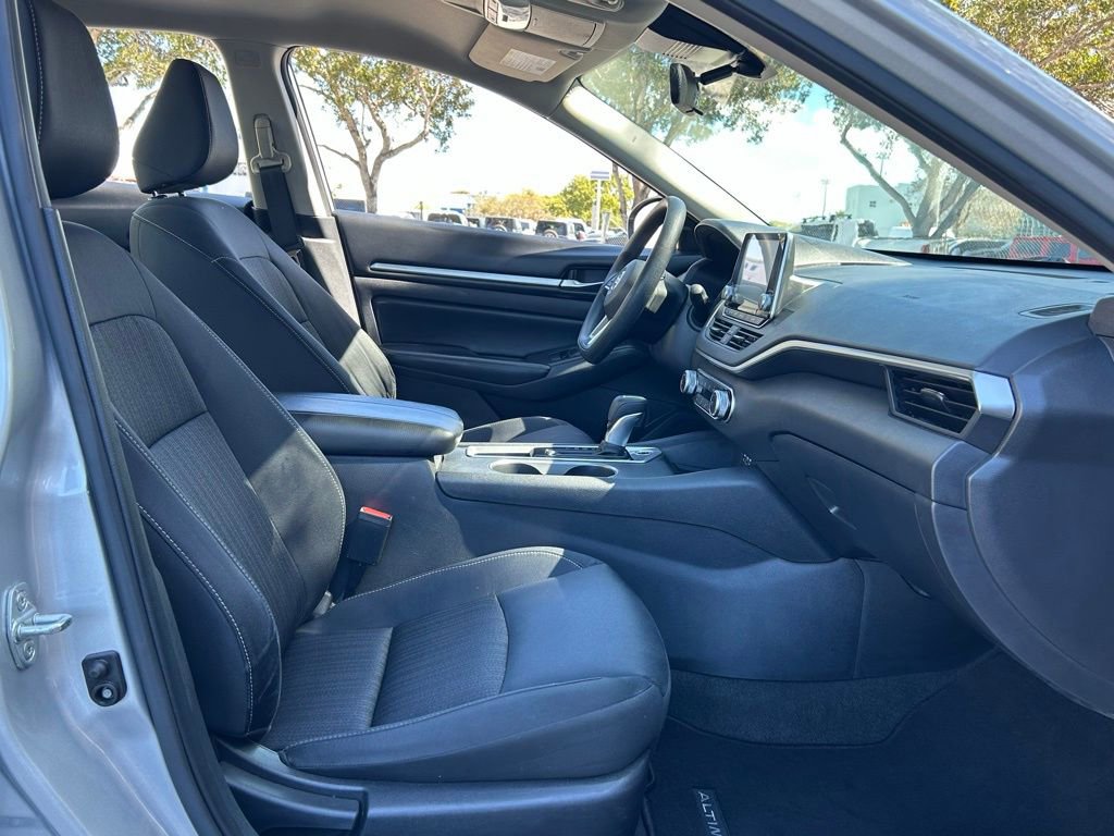 Used 2022 Nissan Altima 2.5 SV image 30