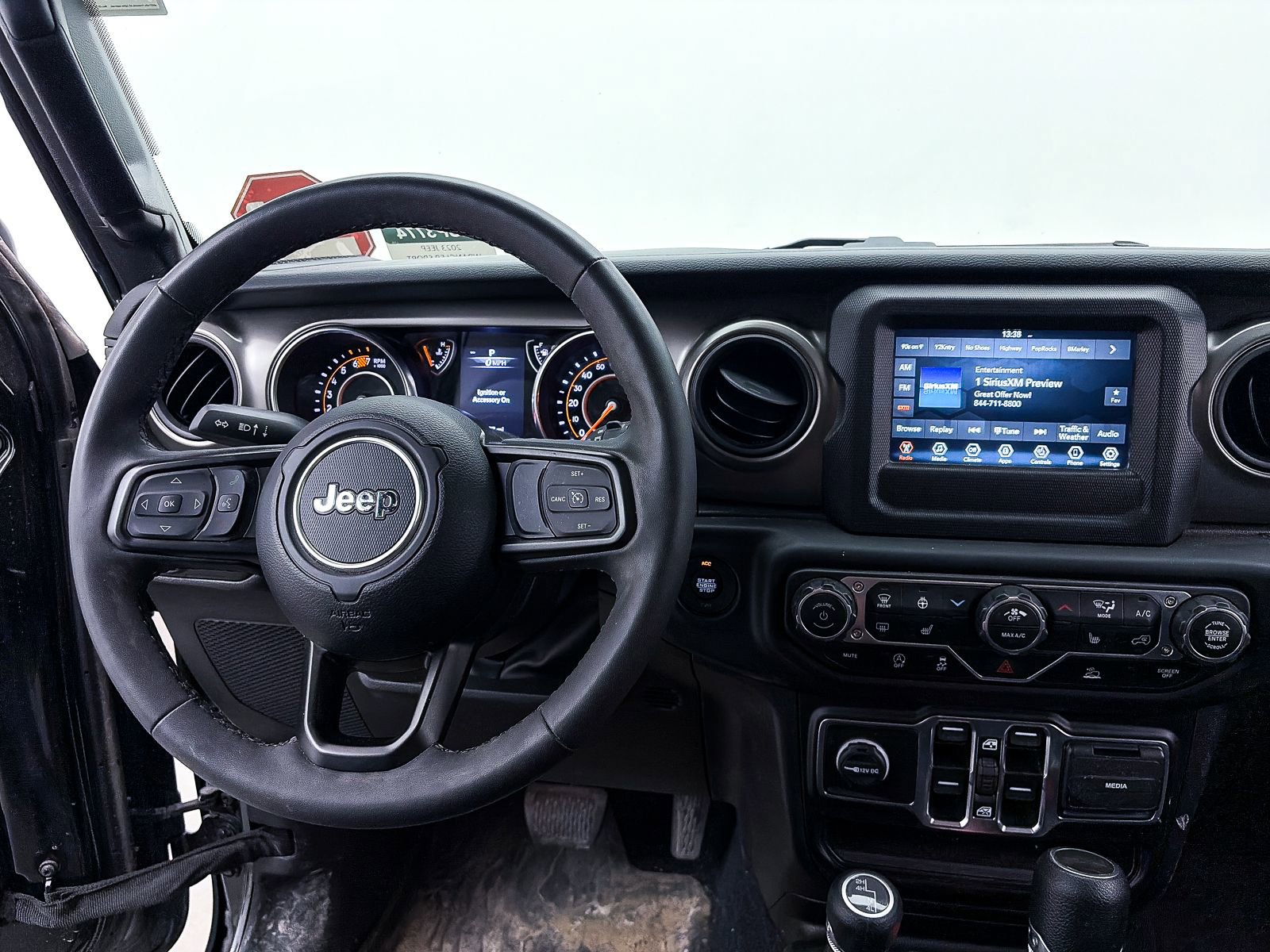 Used 2023 Jeep Wrangler Unlimited Sport AWD/4WD image 3