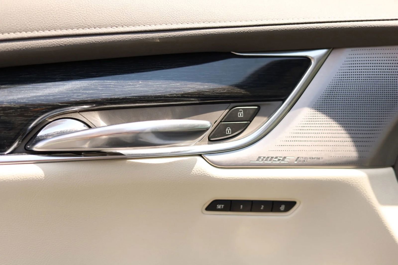 Used 2020 Cadillac XT6 Premium Luxury image 10